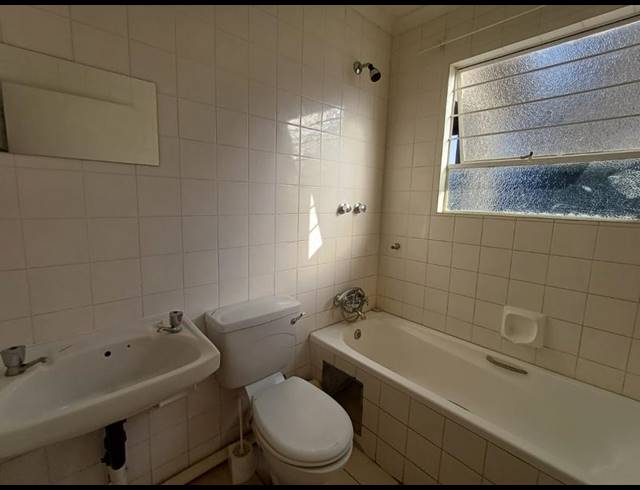 2 BEDROOM TOWNHOUSE FOR SALE IN RIDGEWAY